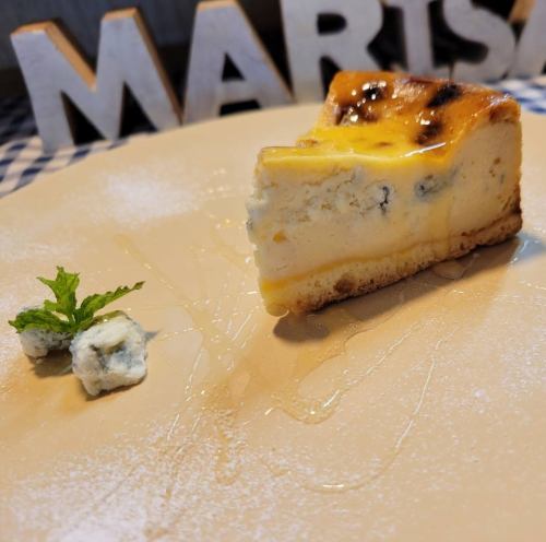 ゴルゴンゾーラのチーズケーキ