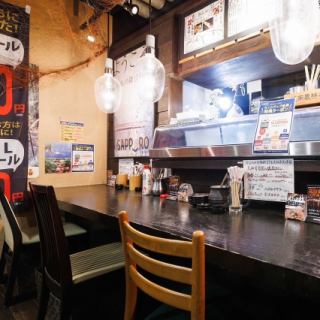 お一人様からでも気軽にご利用頂けるカウンター席もございます♪