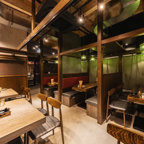 Seating for up to 30 people!! The back floor is reserved exclusively for you, so the space is isolated from other customers.(Funabashi/Tsudanuma/Ichikawa/Nishi-Funabashi/Izakaya/Private room/Smoking allowed/Yakitori/Meat sashimi/Banquet/Welcome/Farewell party/Public/Public bar)