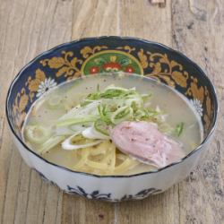 鶏白湯ミニラーメン