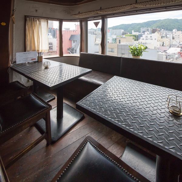 【団体様も大歓迎！】当店では貸切にも対応しているので、会社宴会はもちろん、同窓会、ご親戚とのお食事会にも最適です◎ゆっくりとおしゃべりを楽しみながら、心温まるひとときをお過ごしいただけます。まずはお気軽に人数などご相談ください。