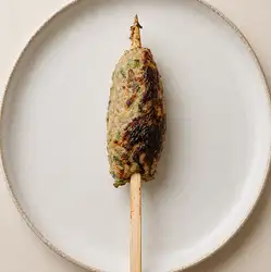 Homemade hand-kneaded chicken meatballs