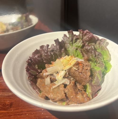 じっくり煮込んだ牛すじ煮込み