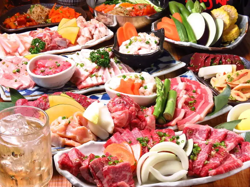 ★特選★【牛ハラミなど人気焼肉】全200種食べ放題＋アルコール飲み放題［120分］⇒4,500円