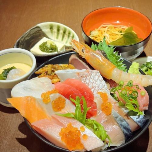 Sanriku seafood bowl