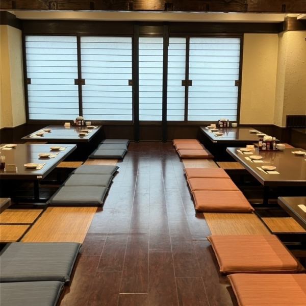 The large sunken tatami room can accommodate up to 40 people! If you are planning a large banquet in the Oyama area, please come to "Hana no Mai Oyama Store"!