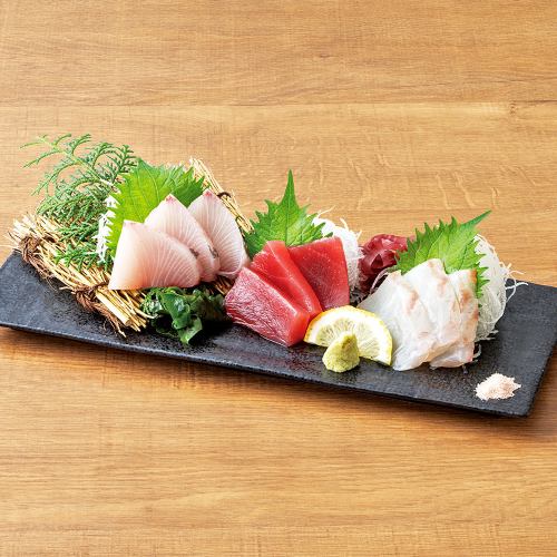 Today's sashimi assortment of three kinds