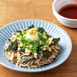 Togakushi soba with grated seaweed