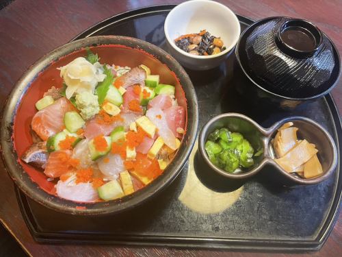 Barachirashi set meal