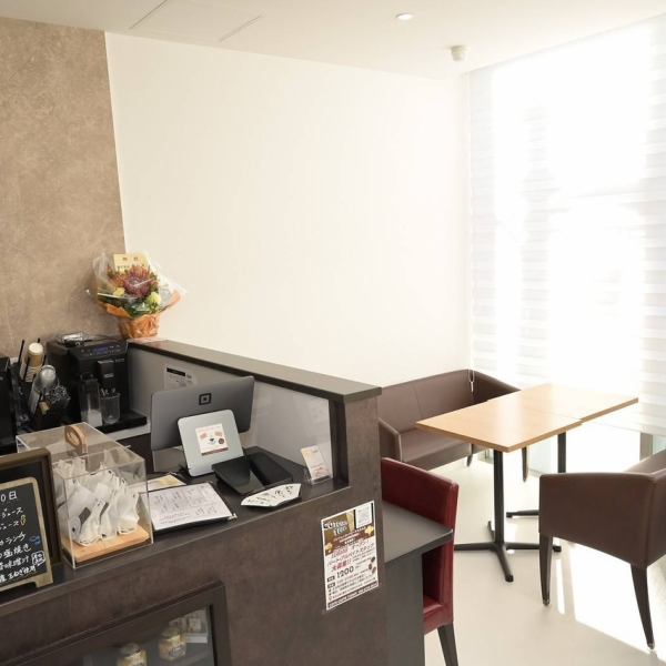 【駅近で便利◎】覚王山駅から徒歩約6分と駅近でとっても便利!モーニング・ランチ・カフェタイムどんな時間でもお腹いっぱいになれるお料理をご用意しております。心温まるお時間をお過ごしください。