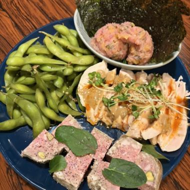 歡迎團體和聚會! A套餐包含90分鐘暢飲,售價4400日圓(含稅)♪