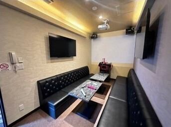 【学生】≪月~金・祝前日≫ドリンクバー付★カラオケフリータイム1518円(税込)♪受付17:00まで