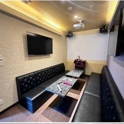 歌ってストレス解消！【会員価格】カラオケ　フリータイム　月～金・祝前日　ドリンクバー付1，914円(税込)
