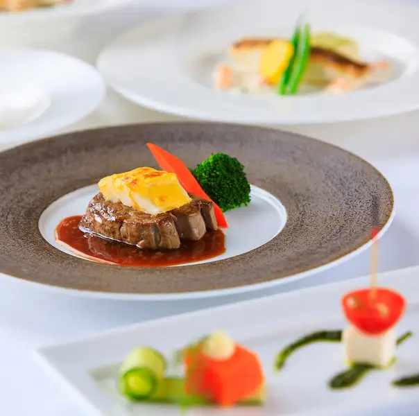 【記念日＆会食】上質なホテルでゆったりとお過ごしいただけるコースメニューもご用意♪