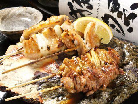 Yakitori made with carefully skewered Yamato chicken has an exquisite texture!
