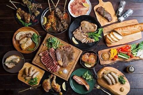 土日祝限定の12:00 ～14:30までのランチセットメニュー