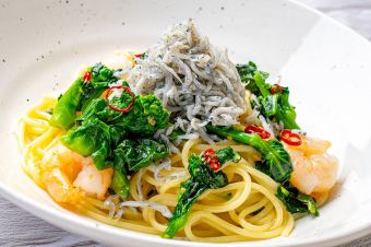しらすと野菜のペペロンチーノパスタ