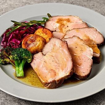 山形ローストポークとグーリル野菜 roastpork with mustard sauce