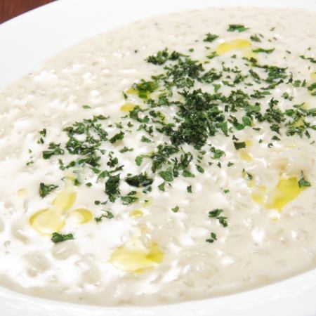 Rich risotto with 3 types of cheese