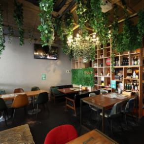 6名掛けテーブル席