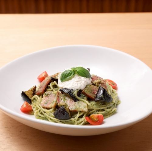 ベーコンとナスのジェノベーゼ