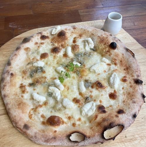 クアトロフォルマッジ