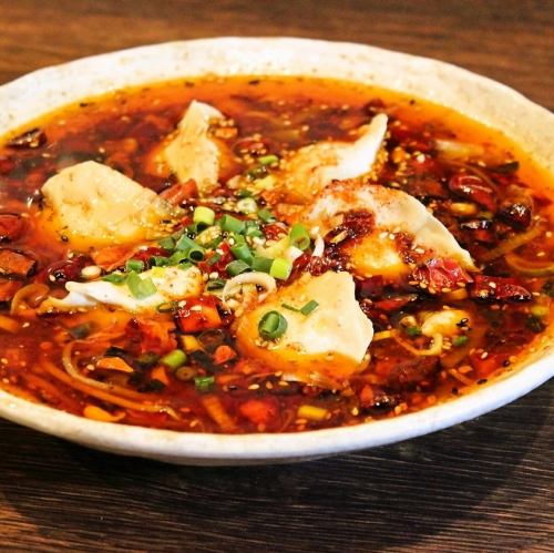 坂场饺子独特的饺子!担担饺子◎