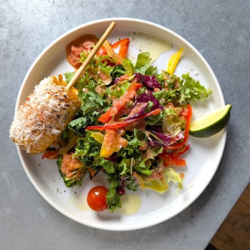 メキシカンコーンのミックスサラダ