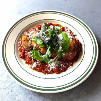 山形豚のとんかつ　酒の飲めるトマトソース