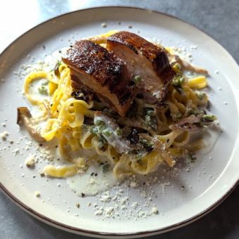 豚の角煮とわさびクリームパスタ