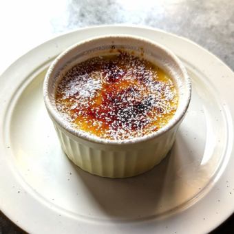 ブリュレ仕立てのチーズプリン