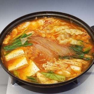 うり鍋(キムチ鍋)〈辛さ3〉