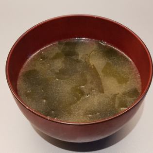 わかめスープ