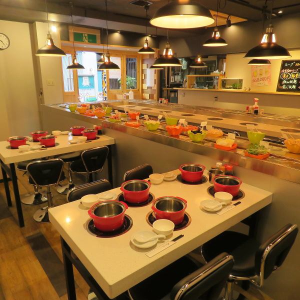 We also have table seats for 2 to 4 people! It is perfect for small groups such as girls' associations and mom's associations / only for family members ♪