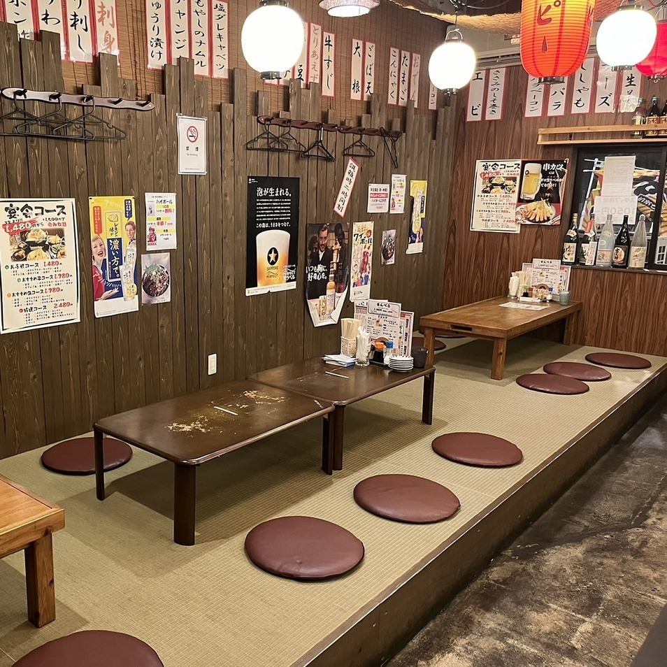 A restaurant where you can relax and enjoy food and drinks in a tatami room!