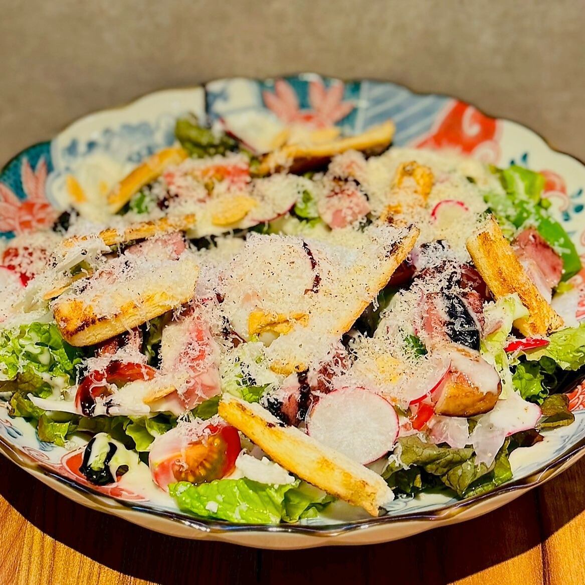 旬の野菜を使用したヘルシーなメニューも充実★女性にも◎