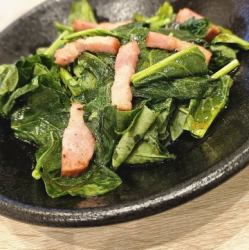 ホウレン草サラダ