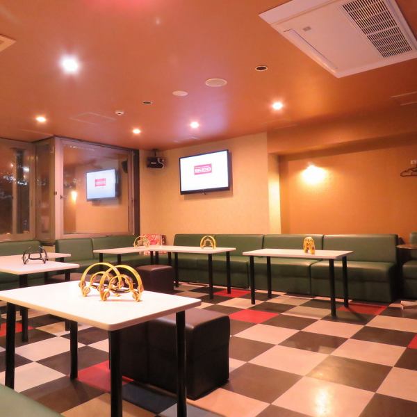 宴會廳最多可容納30人。可用於各種場合，例如返回公司或發起圈子★