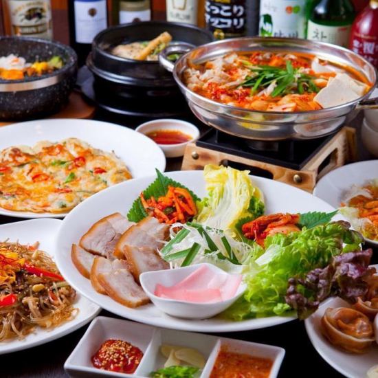 正宗的韩国家庭烹饪，您可以享受“Tige”，“负鼠”，“Samgyeopsal”等。