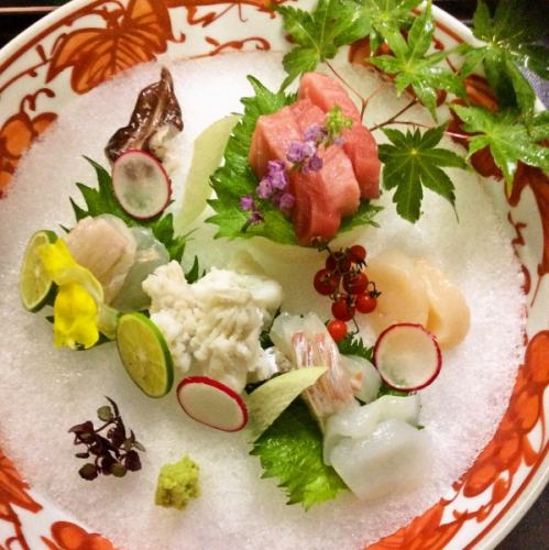 Sensibility shining Japanese cuisine