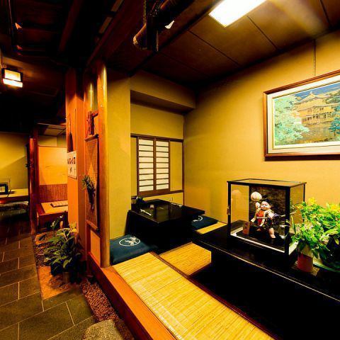There are several types of seats in the private horigotatsu room.We have private rooms for 4 people, private rooms for 5 people, private rooms for 6 people, and private rooms for 12 people.
