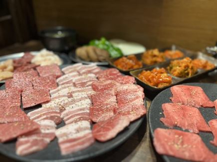 【2時間飲み放題付き】肉っくん宴会コース　5,000円(税込)