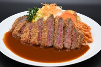Beef cutlet (demi-glace sauce or tomato sauce)
