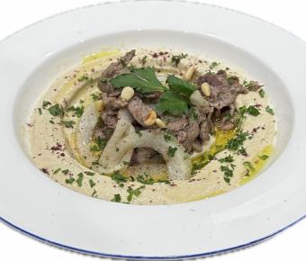 후무스의 럼고기 곁들임 (+1 피타 포함)