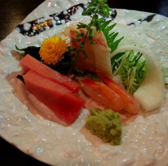 Sashimi (one serving)
