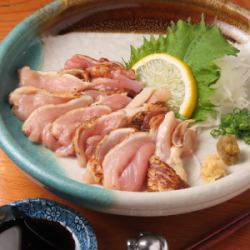 薩摩地鶏の鶏刺し