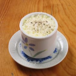 鶏出汁チーズ茶碗蒸し