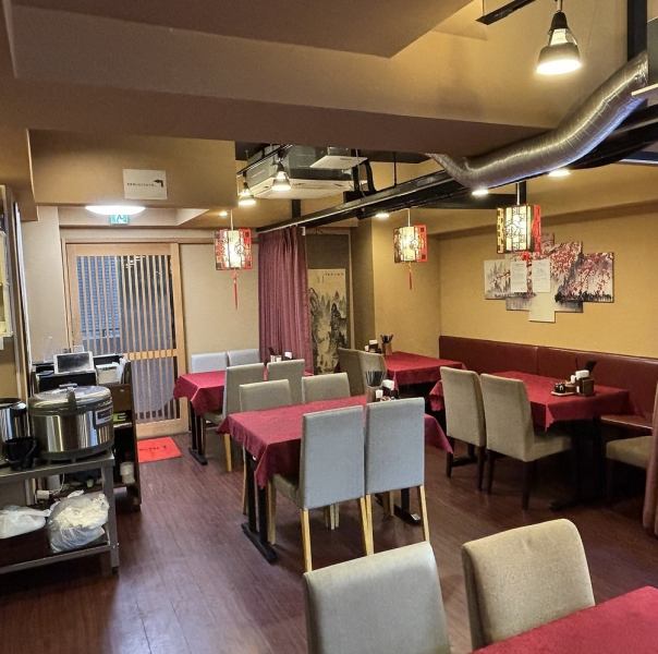 【貸切は40名様～55名様まで対応可能◎】店内貸切は35名様から最大55名様までご利用可能です！会社宴会や貸切パーティなどの際はぜひお気軽にご相談ください♪曜日、人数、些細なことでも店舗にご相談下さい！お得なクーポンもご用意しております♪