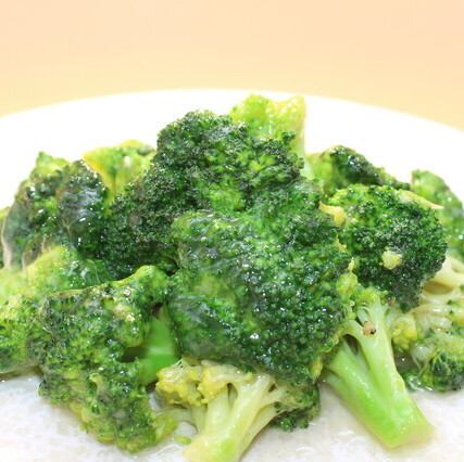 ブロッコリーのにんにく炒め