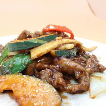 牛肉のオイスターソース炒め